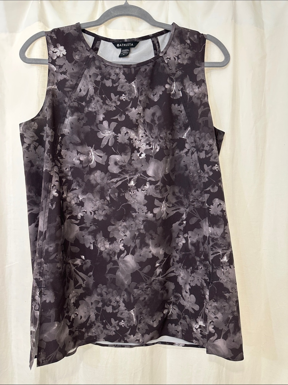 Athleta Charcoal Floral Performance Tank